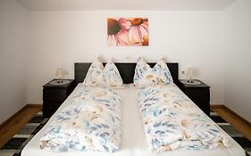 Gaestehaus Schoder